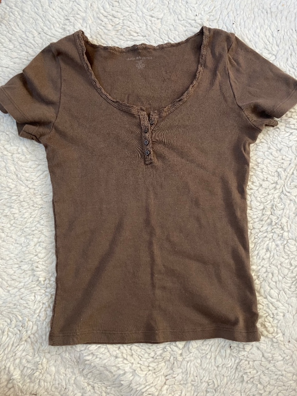 BNWOT Brandy Melville Brown Lace Trim Short Sleeve Henley